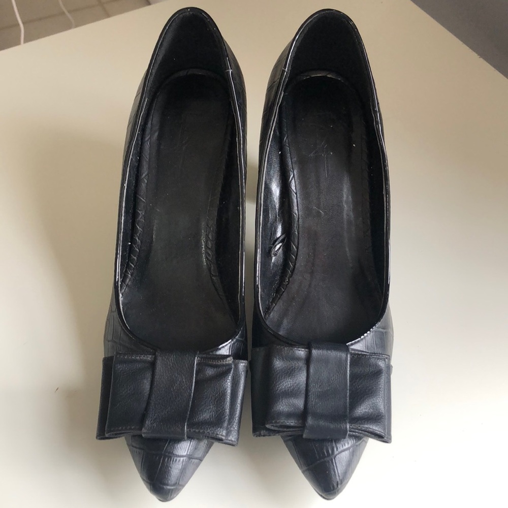 Black heels.